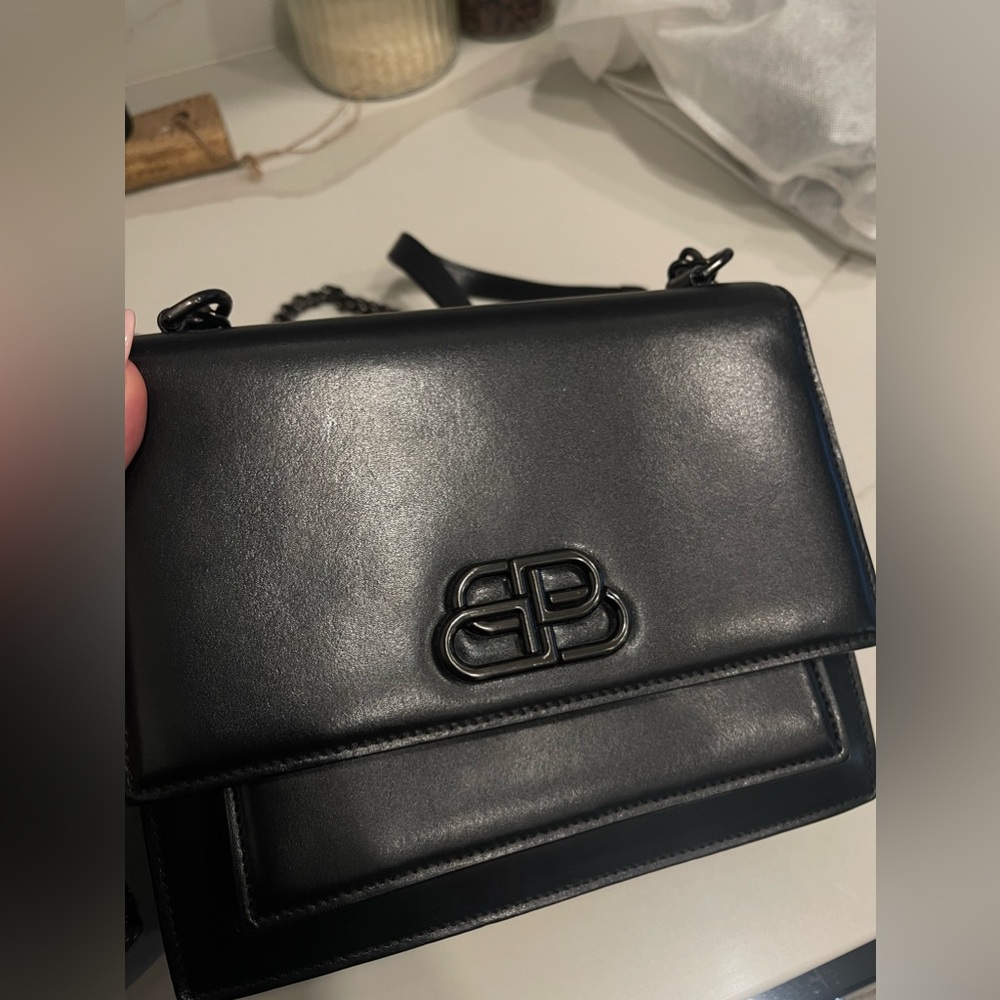 Balenciaga Sharp - Picture 2 of 3